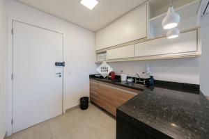 Studio Completo em Alphaville - Selenita 3