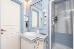 Rental in Rome - Fontana Di Trevi Penthouse