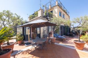 Rental in Rome - Fontana Di Trevi Penthouse