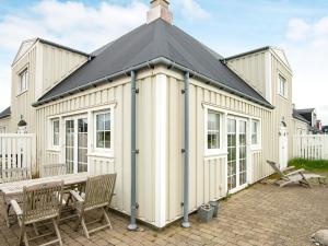 5 person holiday home in Ringkøbing-By Traum - Strutture non classificate a Ringkøbing