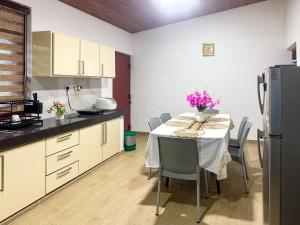 The Hub Panadura - Cozy, Convenient & Welcoming Stay