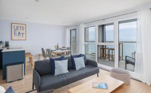 Culver Sands - Duplex Apartment with Stunning Sea Views on the Isle of Wight