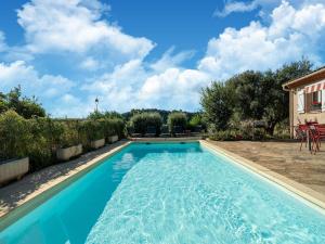 Villas Villa in Montouliers with Private Pool : photos des chambres