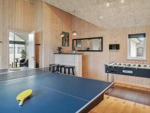 10 person holiday home in Hasselberg