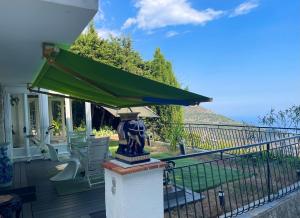 Appartements Villa Riviera vue panoramique MER et NATURE : photos des chambres