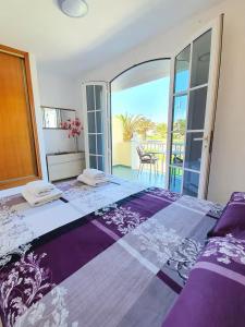 SPACIOUS SUNNY TERRACE duplex house 2 bedrooms