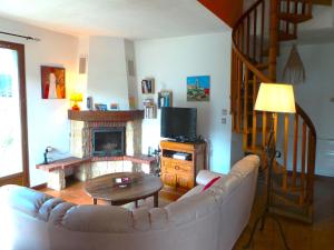 Villas Villa in Le Boulou with Scenic Hilltop Views : photos des chambres