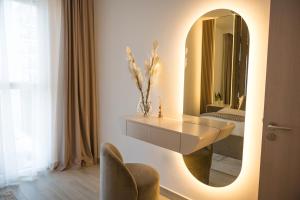 Luxury Retreat 1BDR Apartment in Yas Island Premium Location with Pool and Gym