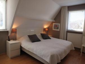 Groet Villa Stay with Garden Views