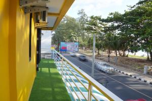 Bed & Beach Hostel Karon