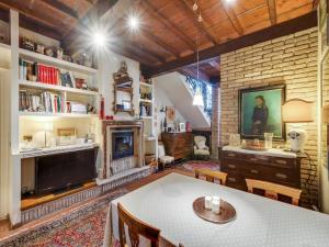Villa in Castelbelforte near Lago di Garda