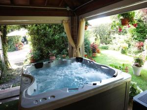 Villa in Castelbelforte near Lago di Garda