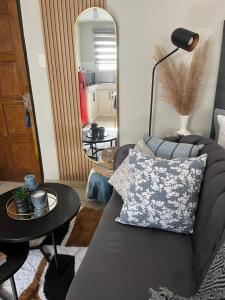 B-Hive at Devland Room 2