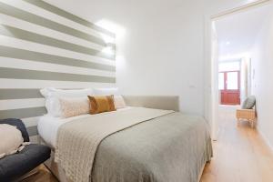 Studio Pop 111 Collection