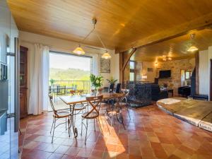 Maisons de vacances Mazeyrolles Forest Escape : photos des chambres