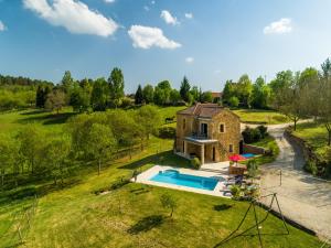 Maisons de vacances Mazeyrolles Forest Escape : photos des chambres