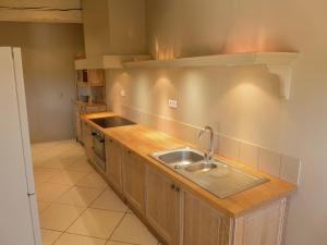 Maisons de vacances Holiday Home in Loupia with Private Pool : photos des chambres
