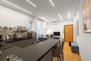 Sea side apartment - new bright home