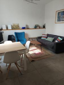 Maisons de vacances Maison de ville mitoyenne confortable et lumineuse - Hourtin centre : photos des chambres