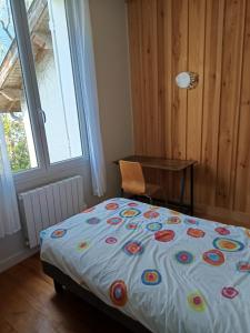 Maisons de vacances Maison de ville mitoyenne confortable et lumineuse - Hourtin centre : photos des chambres