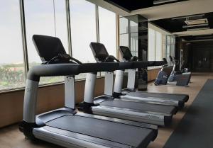 Studio Apartment Springwood By LyaRoom