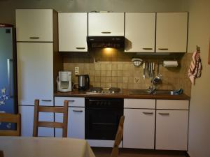 Tranquil Forestside Cottage