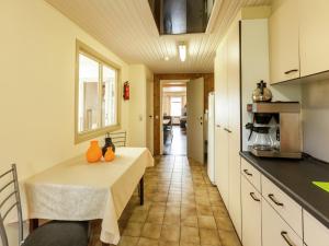 Mansion in Kruiskerke near Forest and Lake