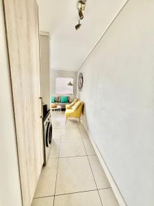 Luxe Waters Edge apt next to Canal Walk