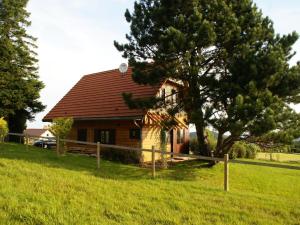 Chalets Chalet in La Hoube near Rocher du Dabo : photos des chambres