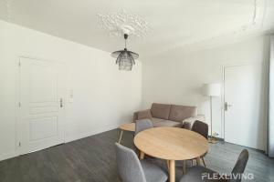 Superb 2 Elegant Room in the Heart of Paris’ 8th District