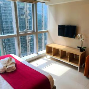 Cozy Modernistic 1 BR Uptown BGC
