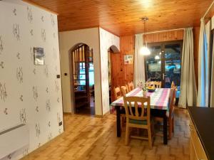 Chalets Chalet in Saint-Jean near Lake of Laffrey : photos des chambres