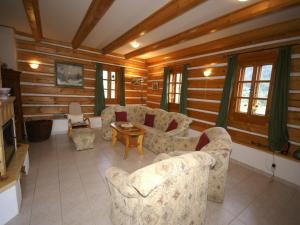 Peaceful Mountain Holiday Stay