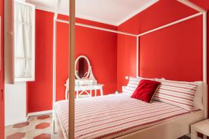 Top Location - walk to Navona Pantheon and Vatican