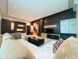 Exclusive Bungalow Private & Peaceful in Miri Ocean Park 5BR