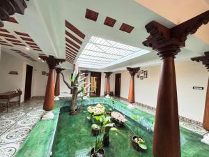 Courtyard Castle Heritage Resort