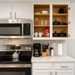 Charming Studio in Historic Five Points South 10