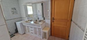 Maisons de vacances Maison 12 personnes au bord de l-Yonne : photos des chambres