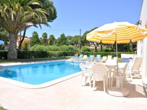 Villa in Vilamoura with Private Pool & BBQ