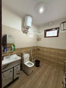 Fully furnished 2BHK At Sahastradhara road