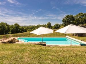 Villas Villa with Pool in Correze : photos des chambres