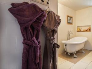 Maisons de vacances Farmhouse in Brueres near Chinon Vineyards : photos des chambres