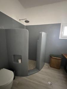 YERODABELO Traditional Family Mansion