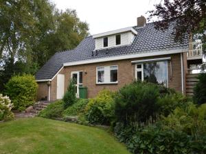 Holiday Home Mantinge near Nature Reserve