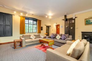 The Old School House