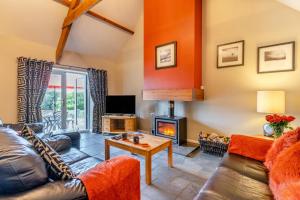 Little Hill End Stables - Reynoldston