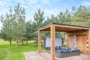 Kowloon Park at Bryn Tanat