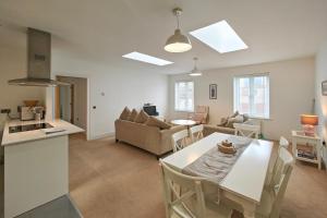 The Coach House Cambrian Quay