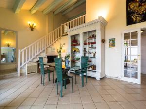 Villas Villa in Hyeres near Beach & Pool : photos des chambres