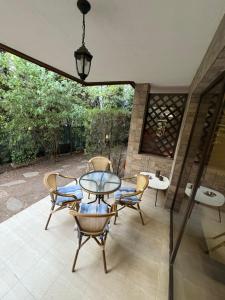 The White Houses Complex